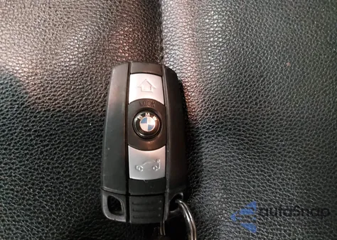 2008 BMW 328I z USA, uszkodzony, nr VIN WBAVA37518NL54045